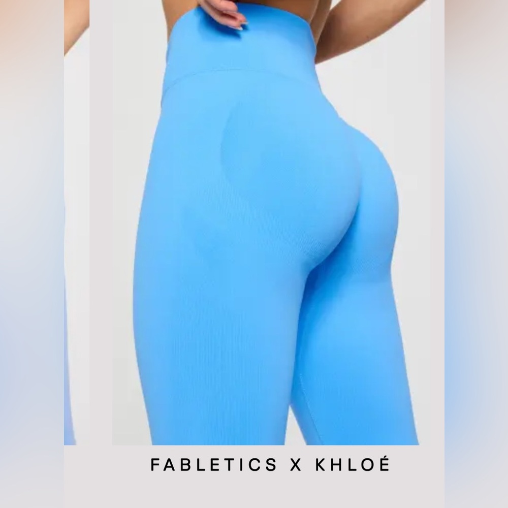 Fabletics Blue SET Leggings and top